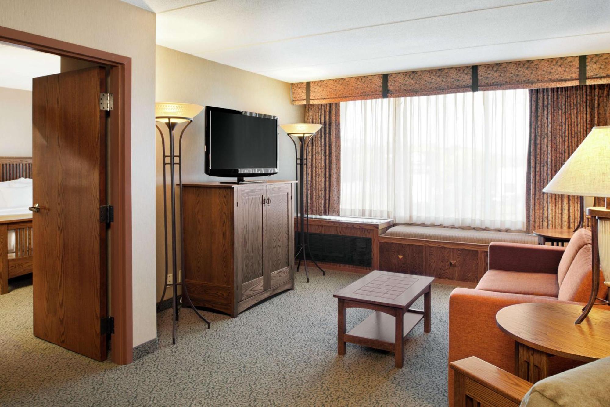 DoubleTree by Hilton Libertyville-Mundelein Eksteriør bilde